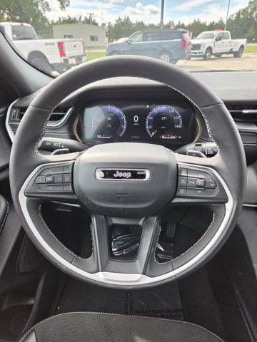 2025 Jeep Grand Cherokee Altitude X 4x4