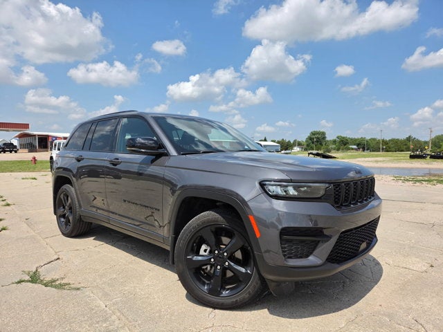 2025 Jeep Grand Cherokee Altitude X 4x4