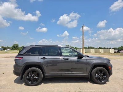 2025 Jeep Grand Cherokee Altitude X 4x4
