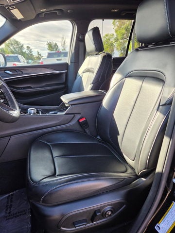 2025 Jeep Grand Cherokee Limited 4x4