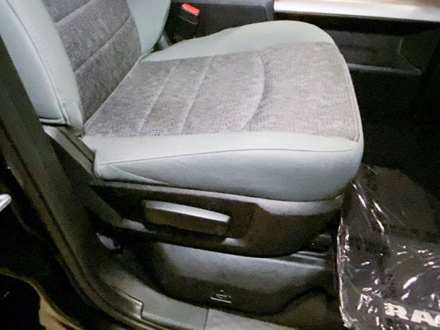 2018 RAM 1500 Lone Star Crew Cab 4x2 5'7' Box