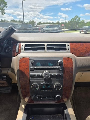 2014 Chevrolet Suburban LT
