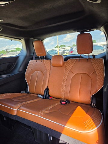 2024 Chrysler Pacifica Hybrid Pinnacle