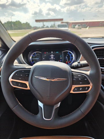 2024 Chrysler Pacifica Hybrid Pinnacle