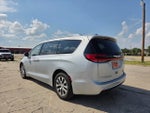 2024 Chrysler Pacifica Hybrid Pinnacle