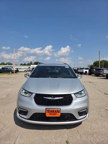 2024 Chrysler Pacifica Hybrid Pinnacle