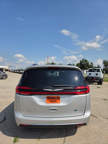 2024 Chrysler Pacifica Hybrid Pinnacle
