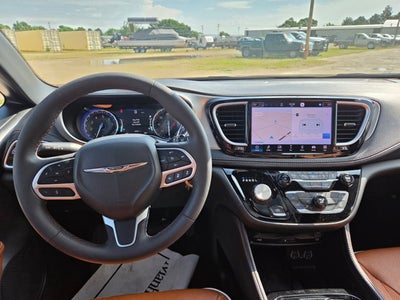 2025 Chrysler Pacifica Pinnacle