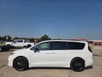 2026 Chrysler Pacifica Hybrid Select
