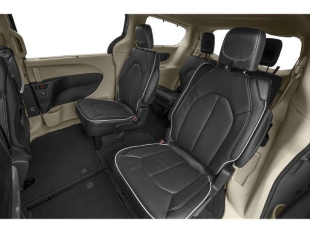 2025 Chrysler Pacifica Pinnacle AWD