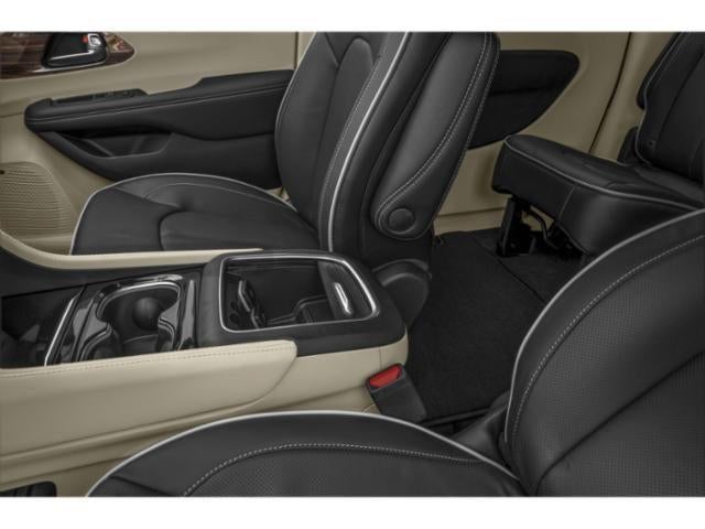 2025 Chrysler Pacifica Pinnacle AWD