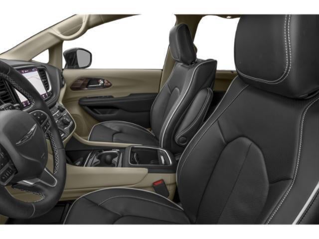 2025 Chrysler Pacifica Pinnacle AWD