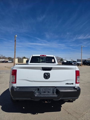 2024 RAM 3500 Tradesman Crew Cab 4x4 8' Box