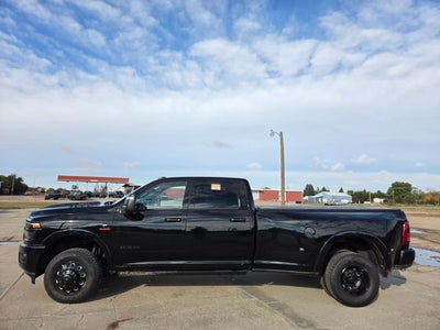 2025 RAM 3500 Limited Crew Cab 4x4 8' Box