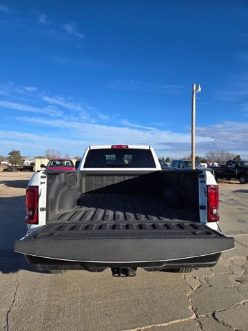 2025 RAM 2500 Tradesman Crew Cab 4x4 8' Box