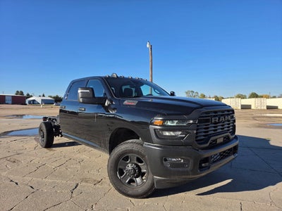 2026 RAM 3500 Chassis Tradesman/Big Horn