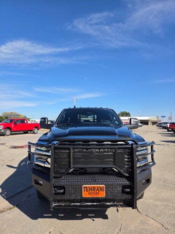 2025 RAM 3500 Chassis Tradesman/Big Horn