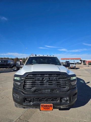 2025 RAM 3500 Chassis Tradesman/Big Horn