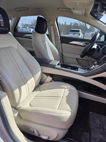 2020 Lincoln MKZ Standard