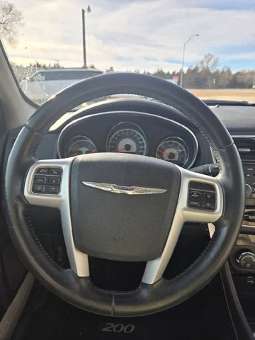 2012 Chrysler 200 Touring