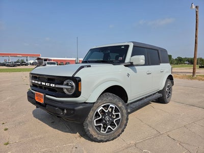 2024 Ford Bronco Outer Banks