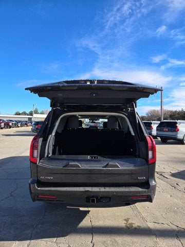 2025 Ford Expedition Max Active