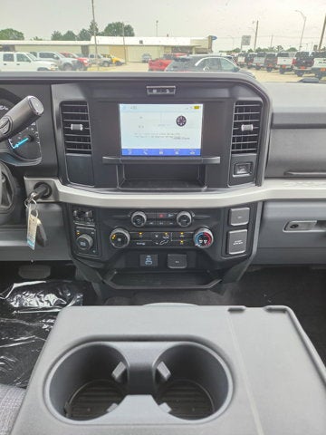 2026 Ford Super Duty F-350 DRW XLT