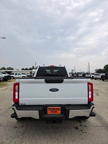 2026 Ford Super Duty F-350 DRW XLT