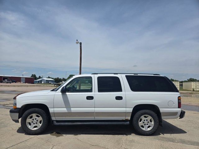 2004 Chevrolet Suburban LS