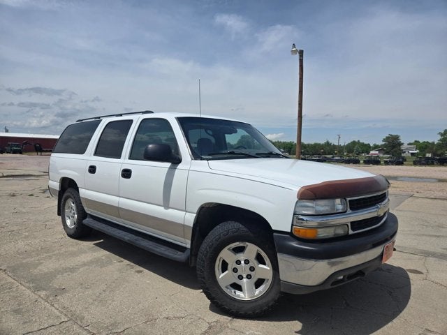 2004 Chevrolet Suburban LS