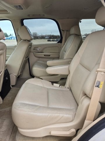 2007 Cadillac Escalade Base