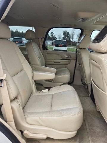 2007 Cadillac Escalade Base