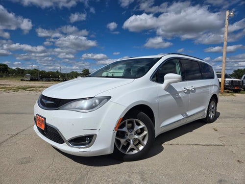 2018 Chrysler Pacifica Touring L Plus
